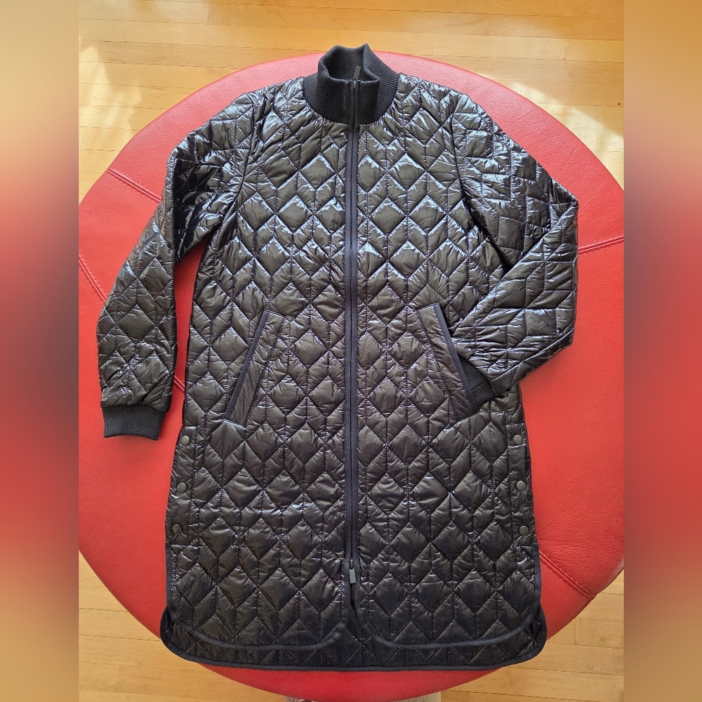 NWT Ilse Jacobsen GLOSSY QUILT COAT ART06 (Black)